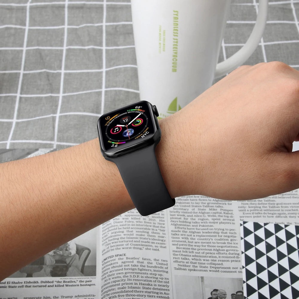 Bracelet apple watch noir en silicone